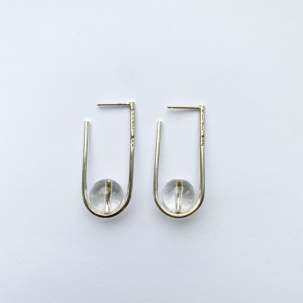 Kara Yoo - Balance Earrings : Clear Quartz